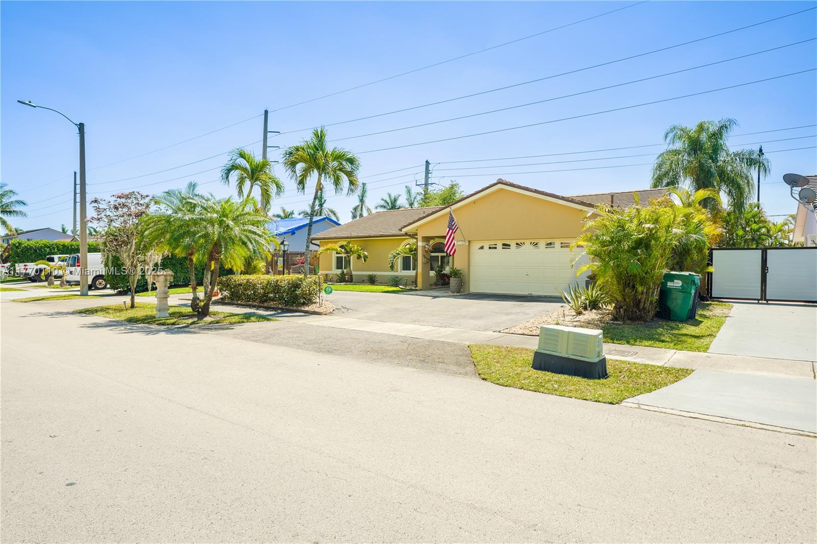 Property for Sale at 14700 Sw 151st Ter, Miami, Broward County, Florida - Bedrooms: 4 
Bathrooms: 3  - $759,900