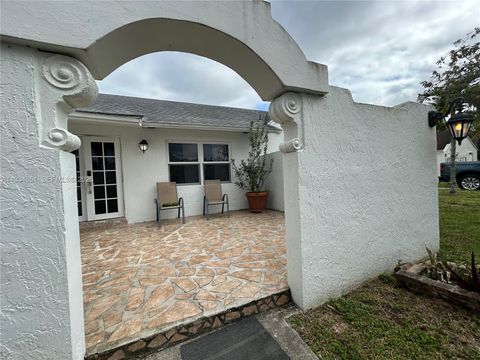 21939 SW 124th Pl 21939 Miami FL 33170