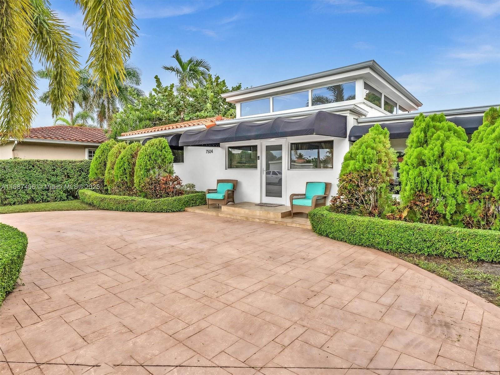 TREASURE ISLAND - Residential