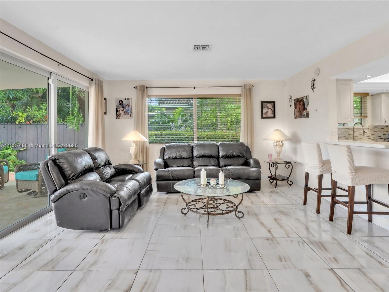 TREASURE ISLAND - Residential