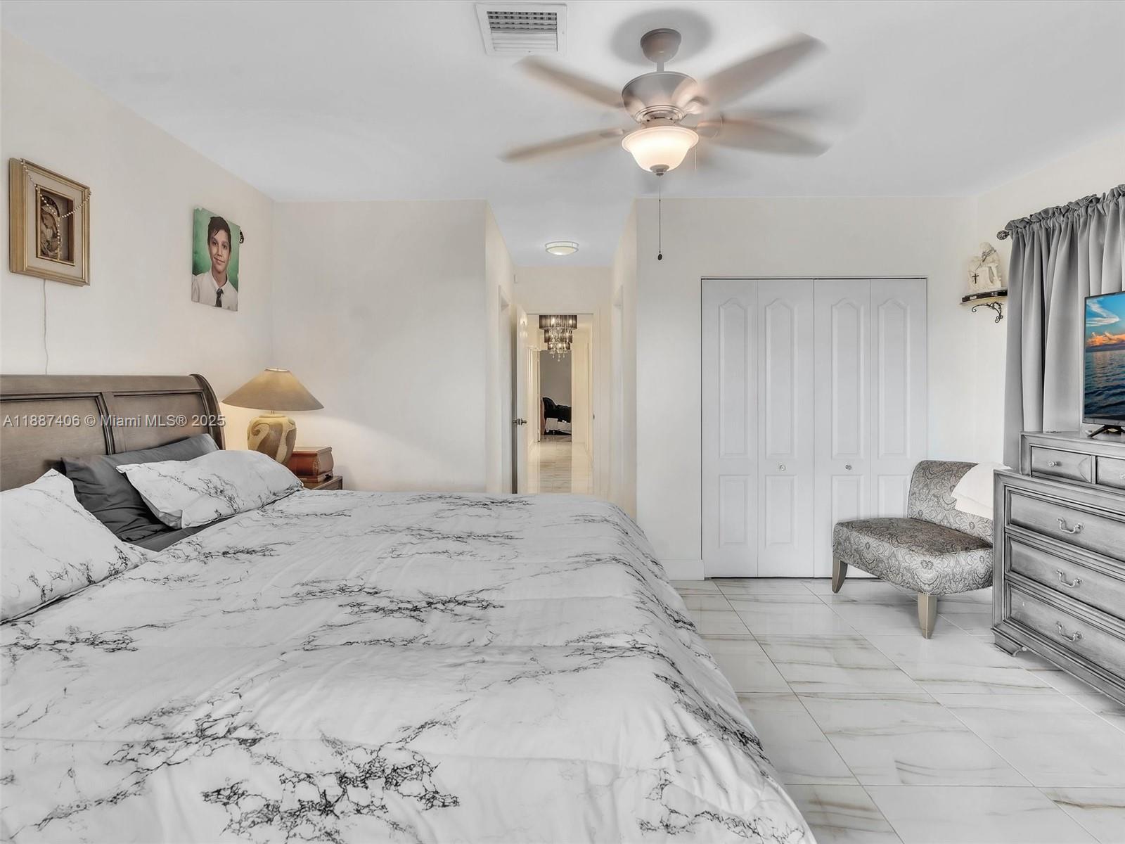 TREASURE ISLAND - Residential