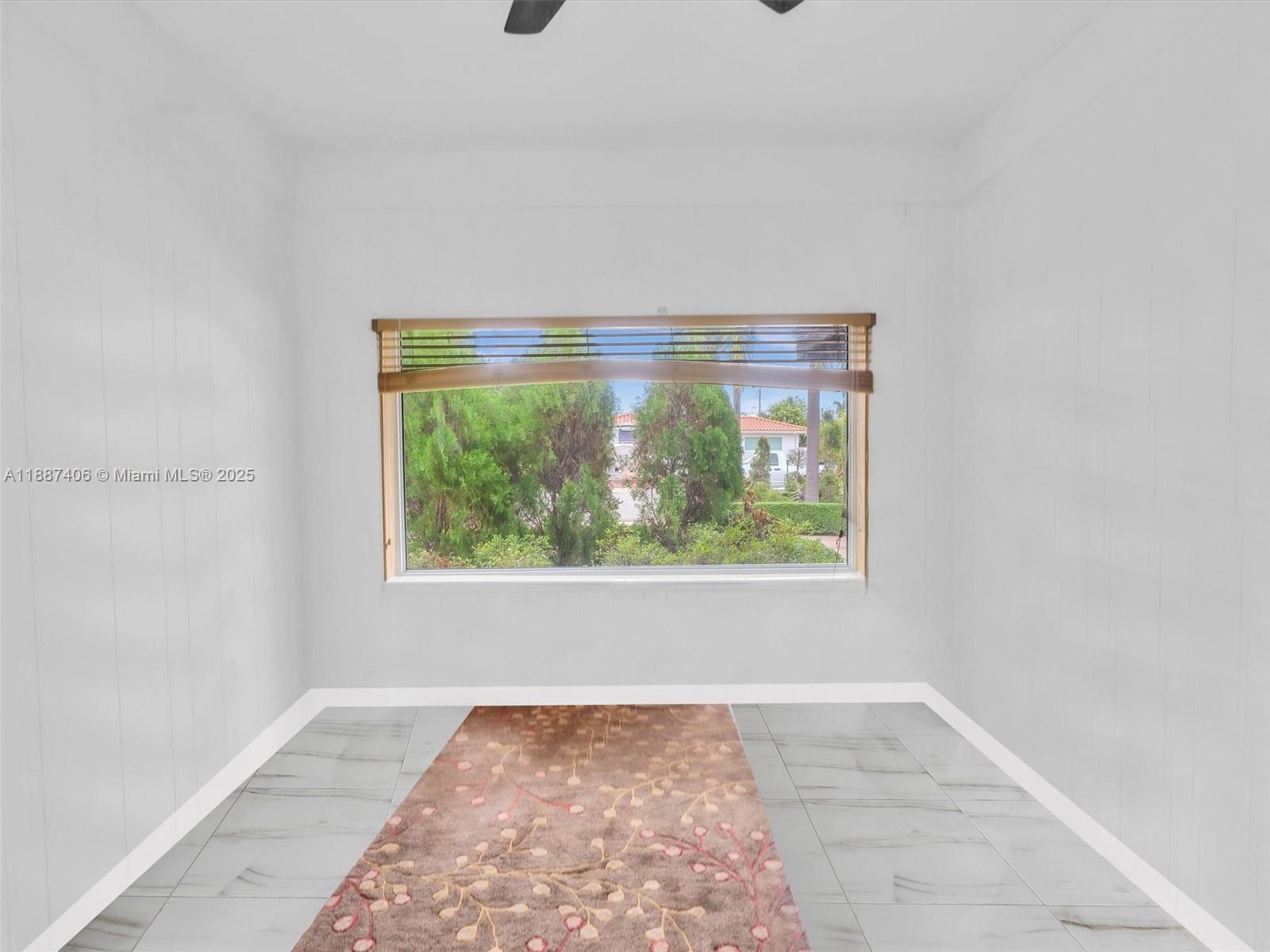 TREASURE ISLAND - Residential
