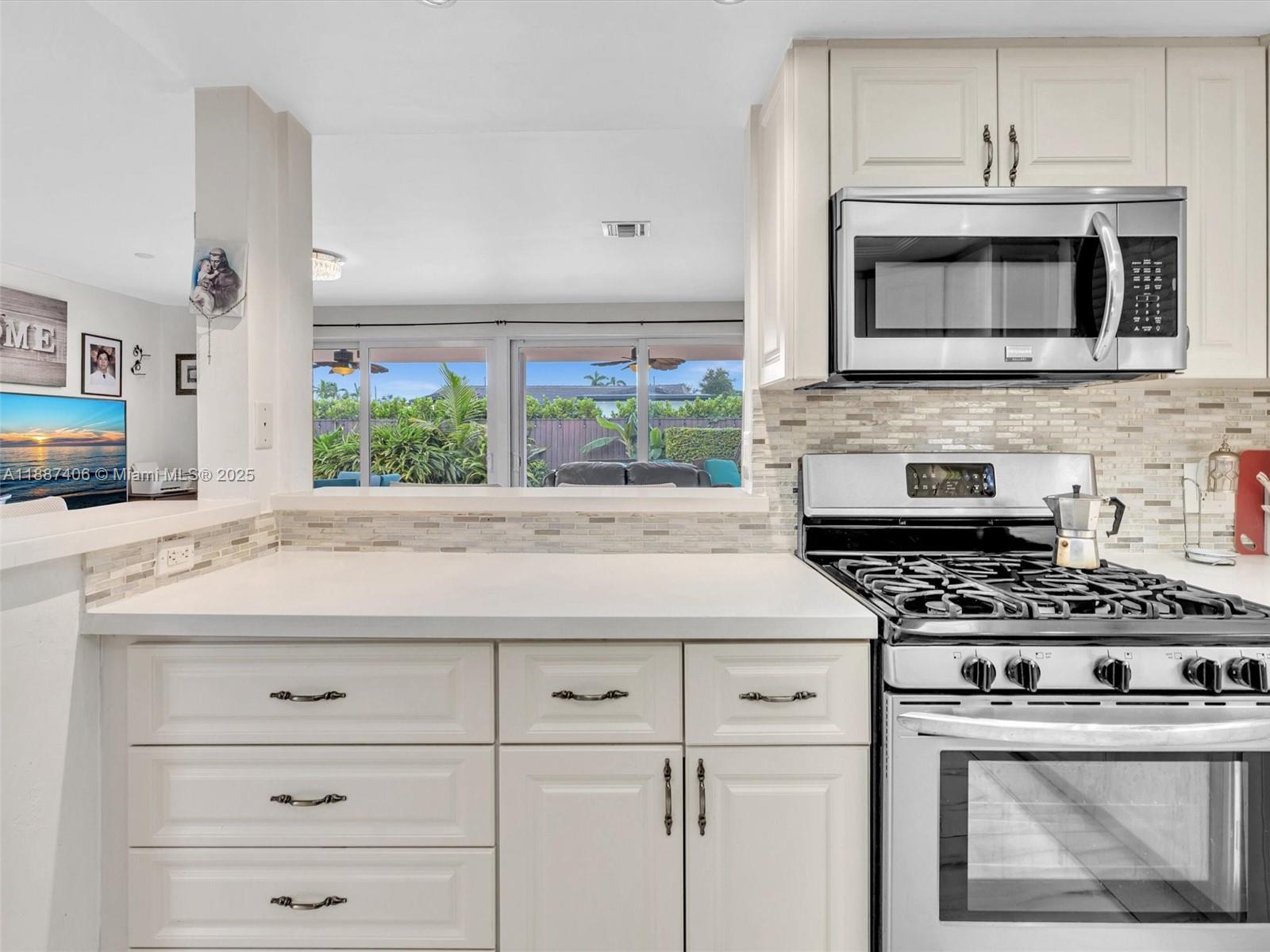 TREASURE ISLAND - Residential