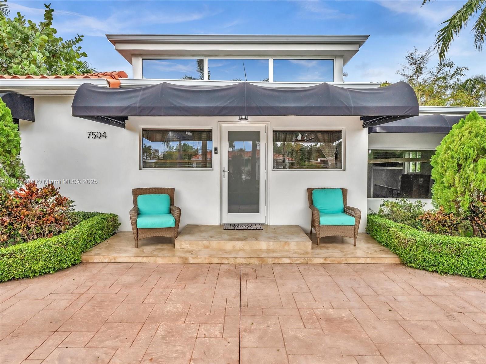 TREASURE ISLAND - Residential