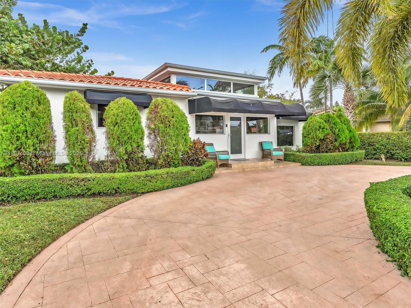TREASURE ISLAND - Residential