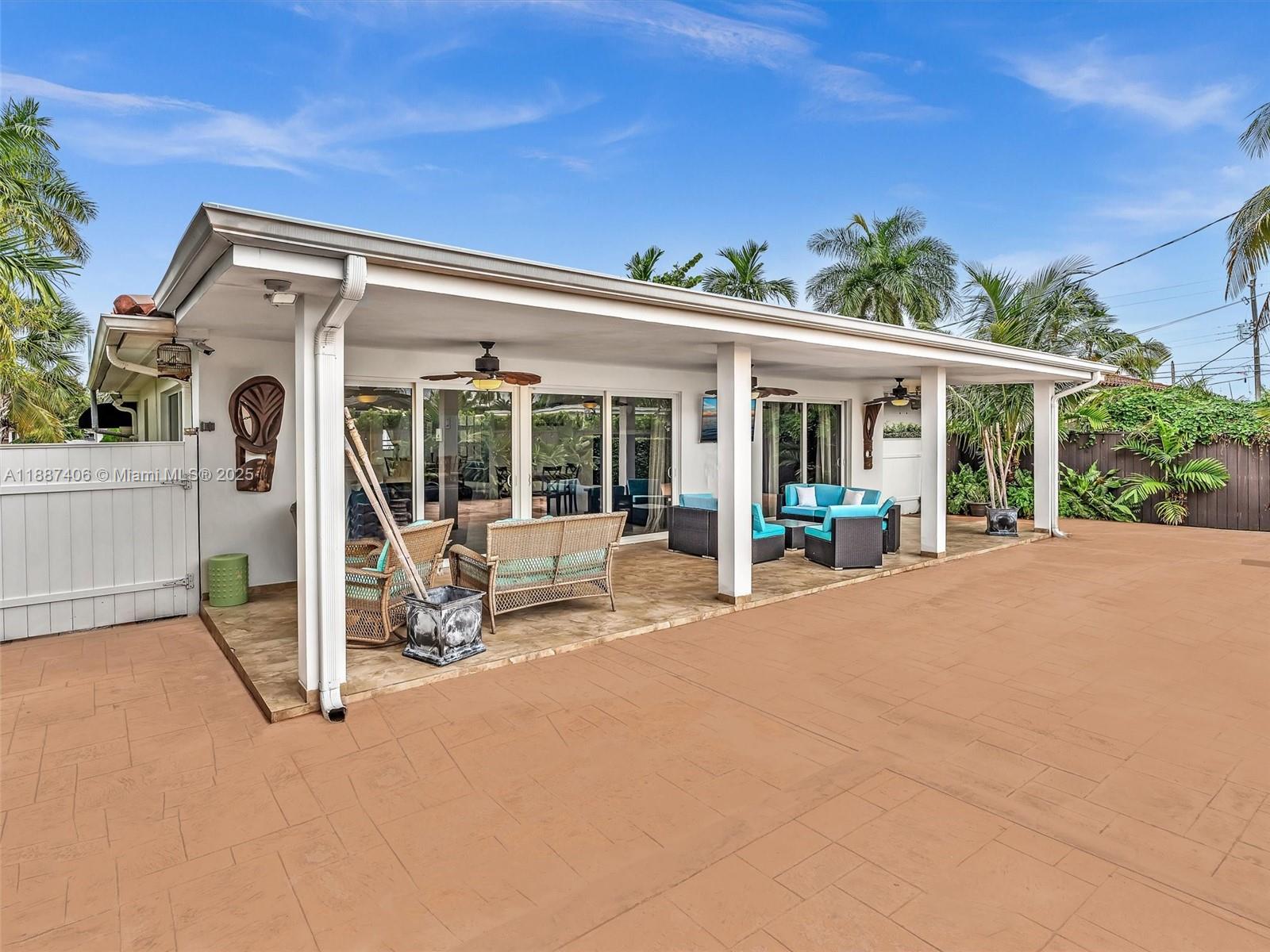 TREASURE ISLAND - Residential