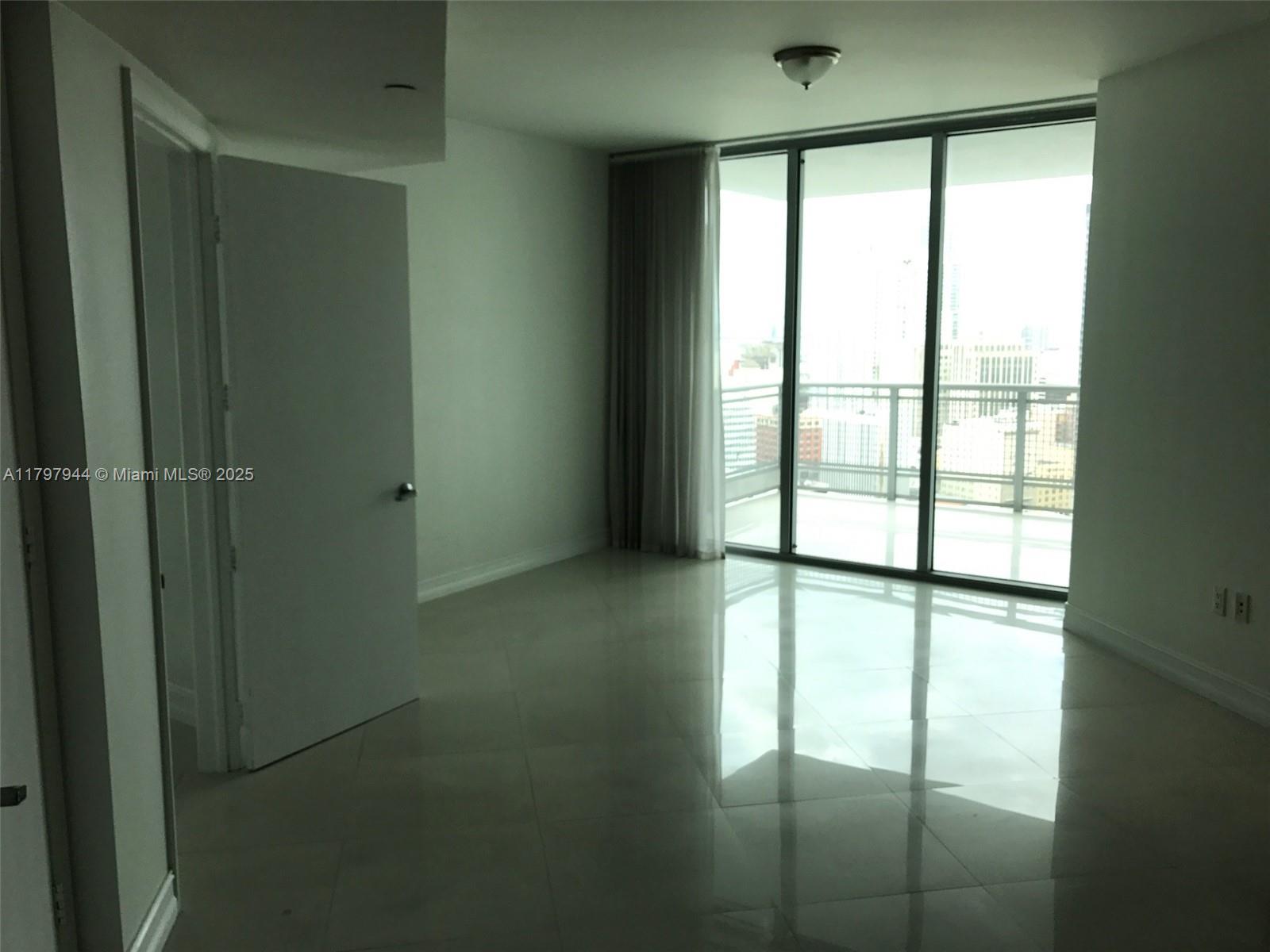 350 S Miami Ave 2811, Miami, Broward County, Florida - 1 Bedrooms  
1 Bathrooms - 