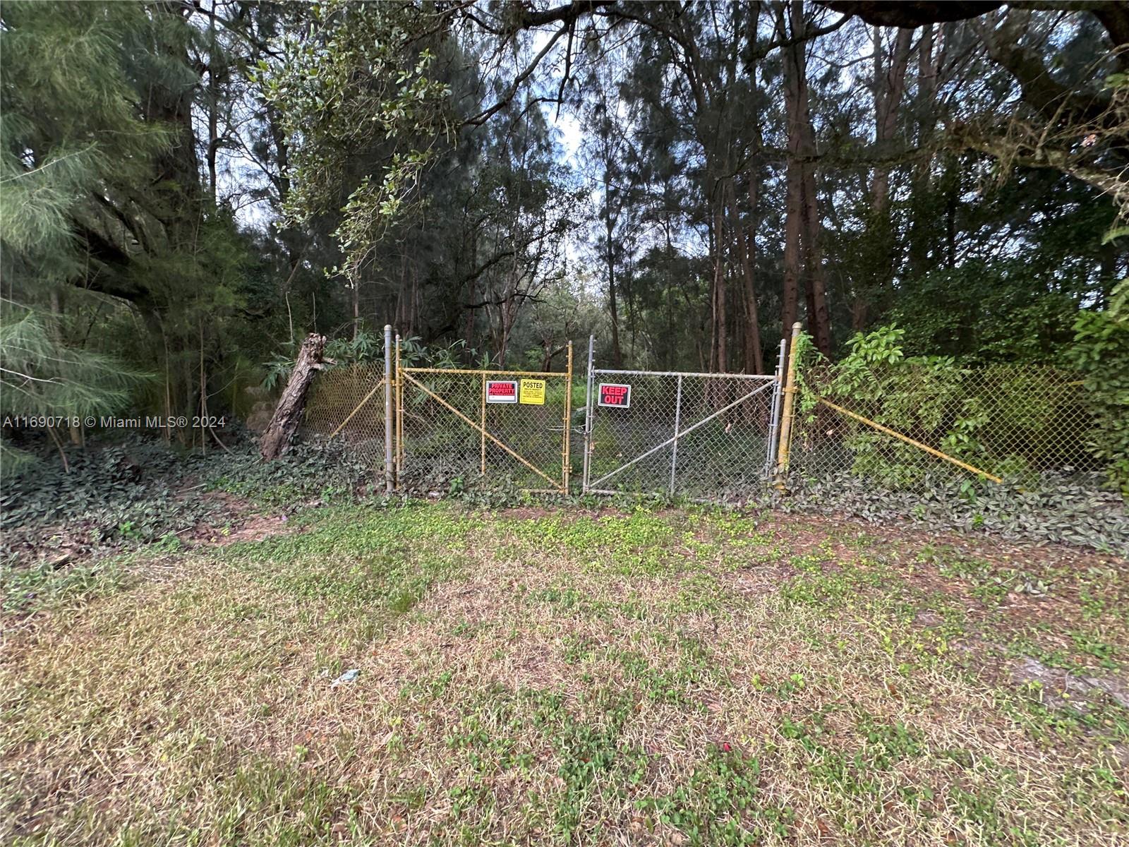 NEWMANS SURVEY - Land