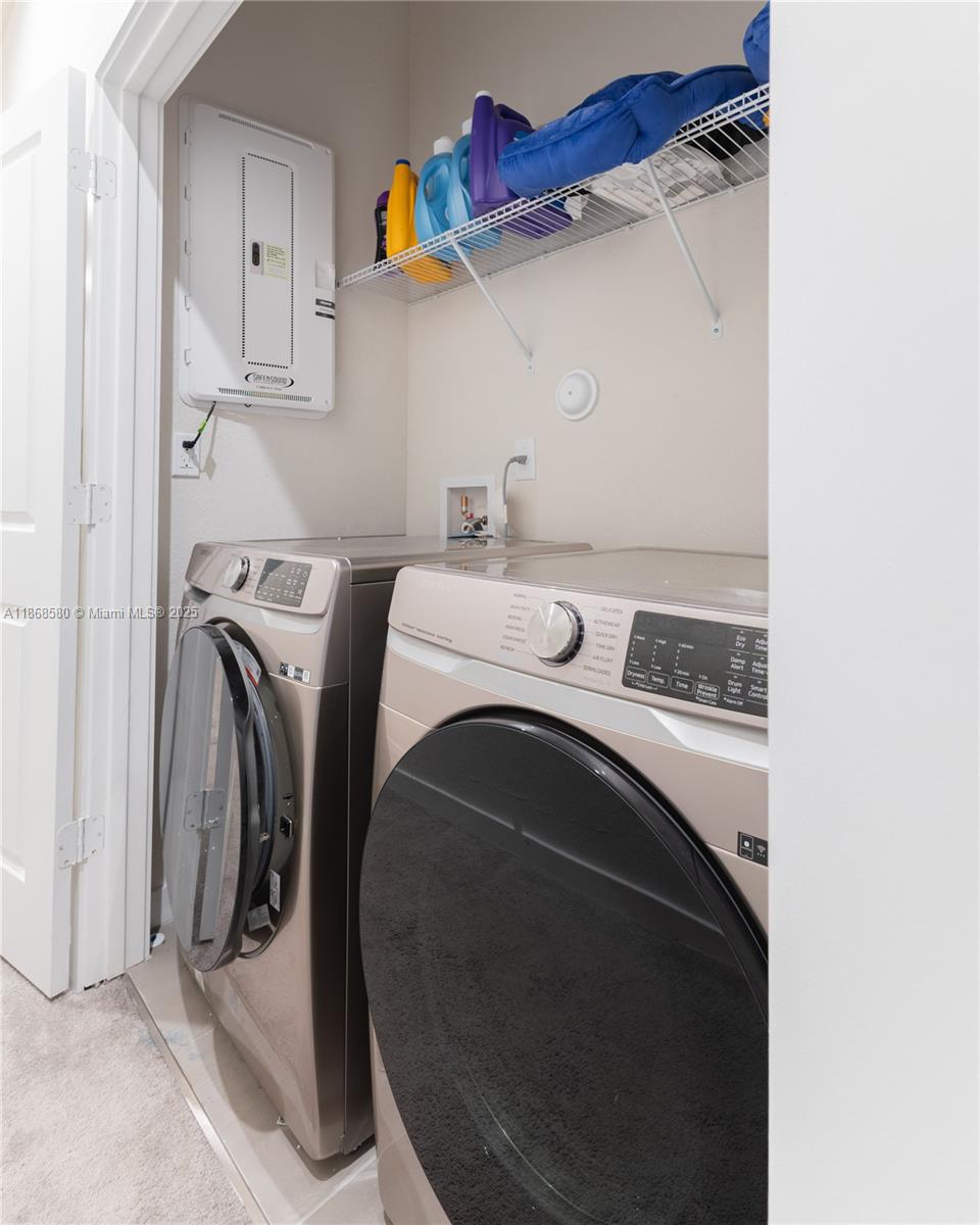 MC RESIDENTIAL - Residential