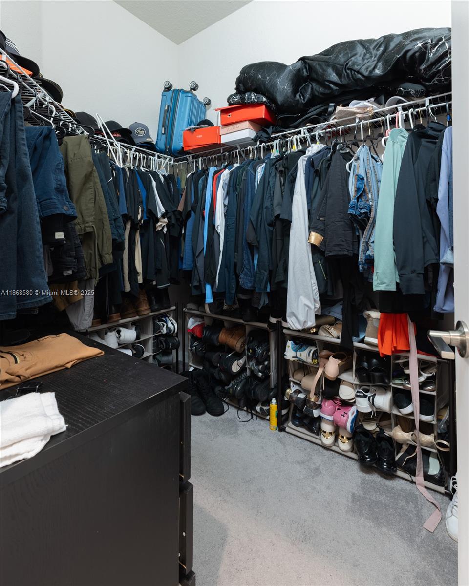 MC RESIDENTIAL - Residential