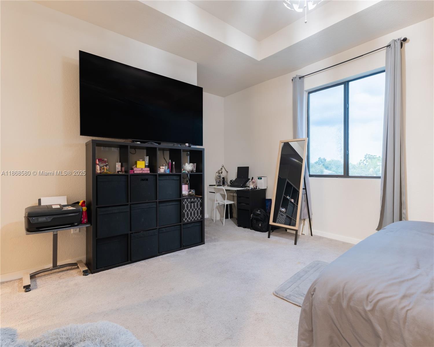 MC RESIDENTIAL - Residential