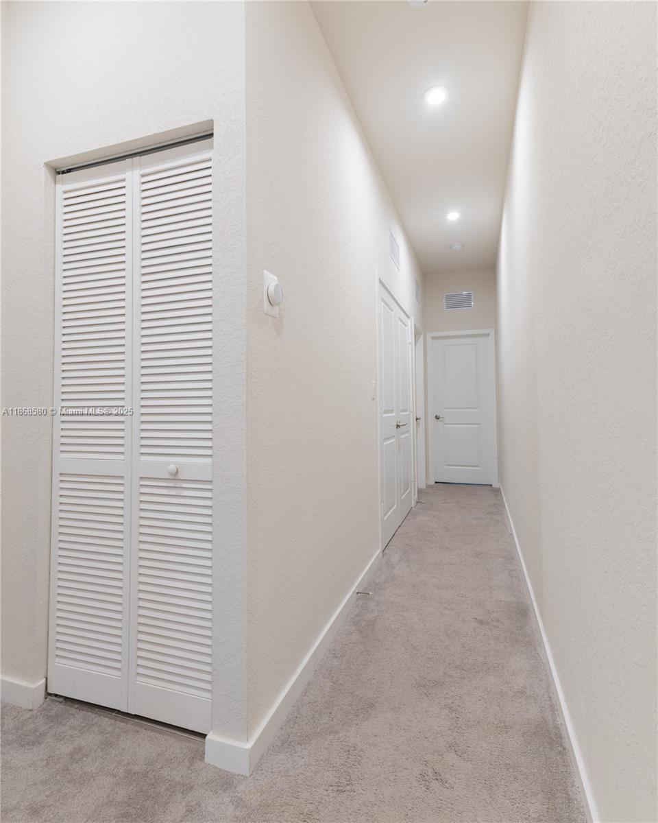 MC RESIDENTIAL - Residential