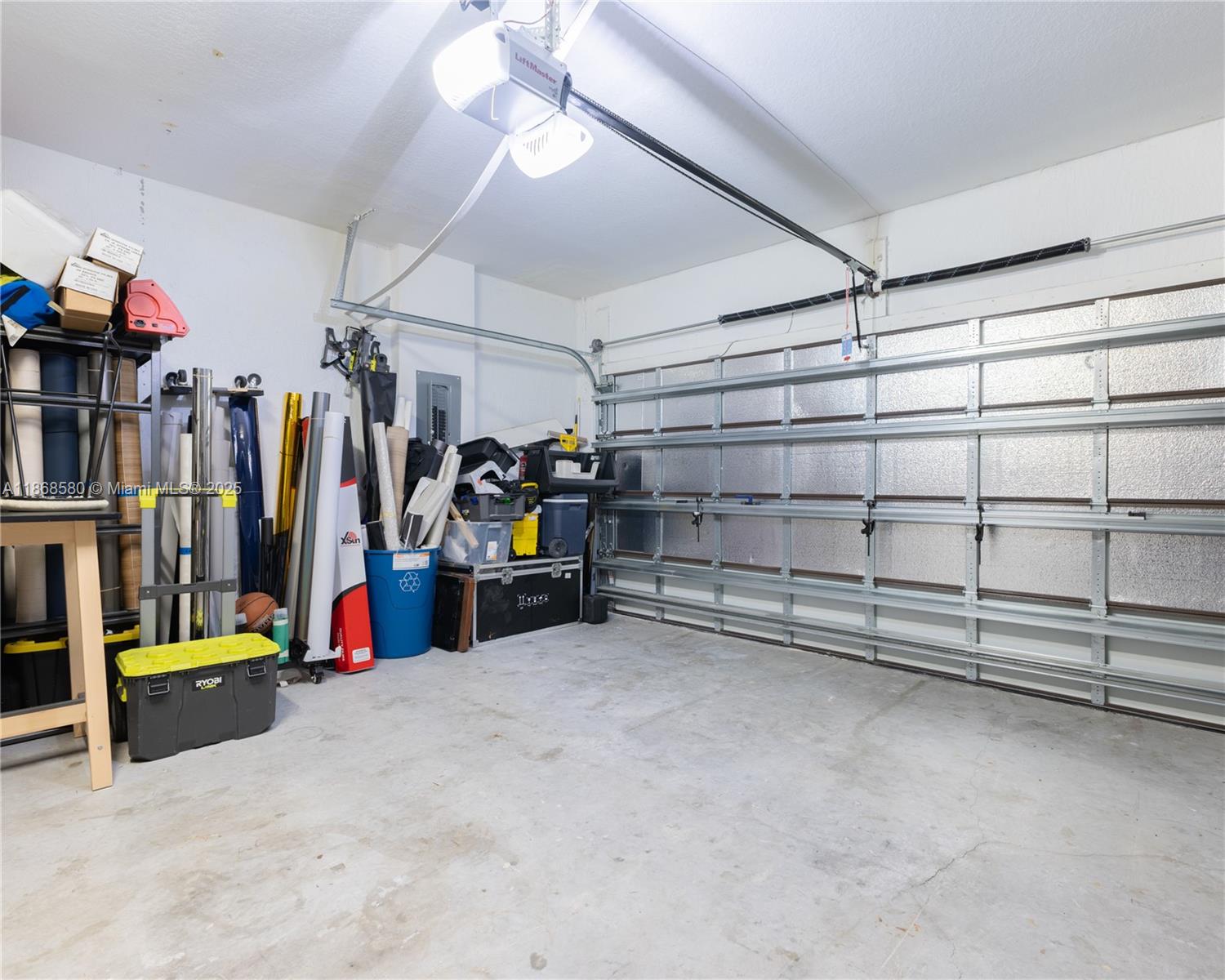 MC RESIDENTIAL - Residential