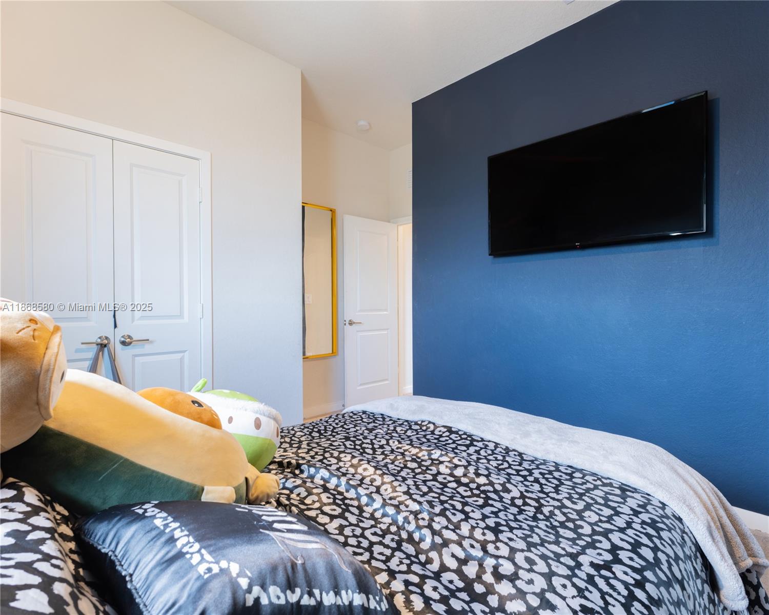 MC RESIDENTIAL - Residential