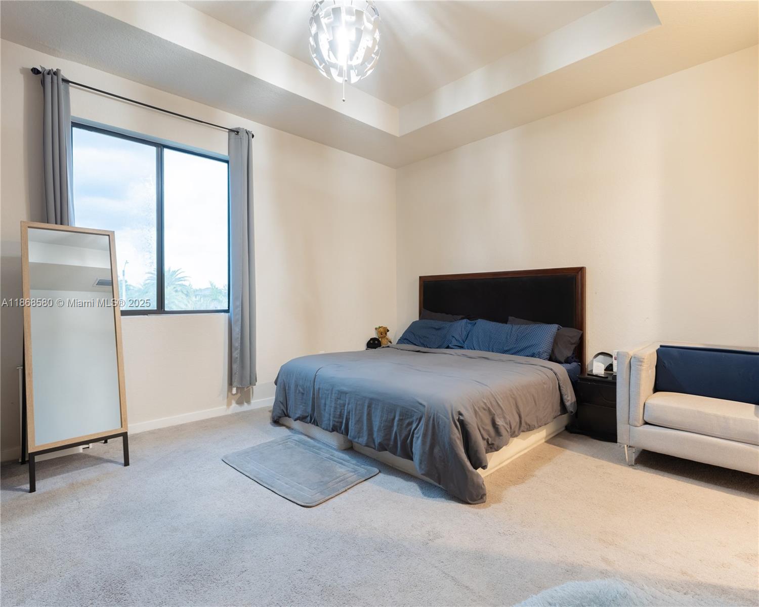 MC RESIDENTIAL - Residential