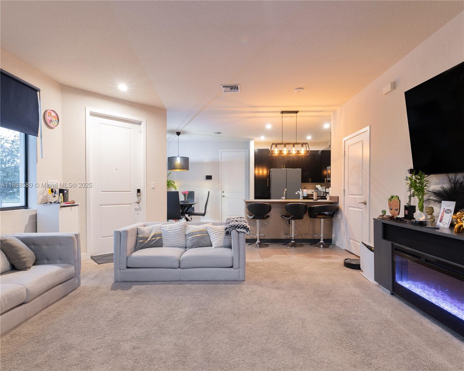 MC RESIDENTIAL - Residential