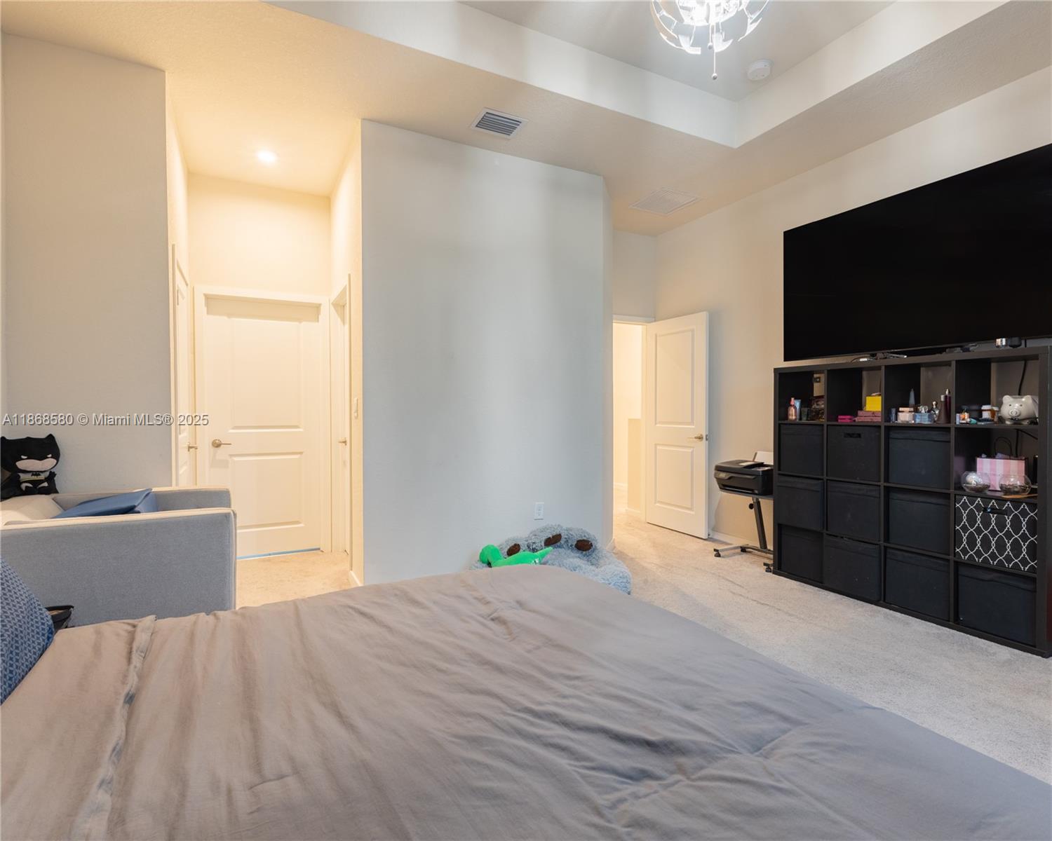 MC RESIDENTIAL - Residential