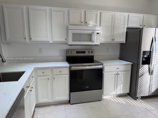 PALMBROOKE TOWNHOMES - Residential Lease