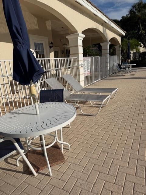 PALMBROOKE TOWNHOMES - Residential Lease