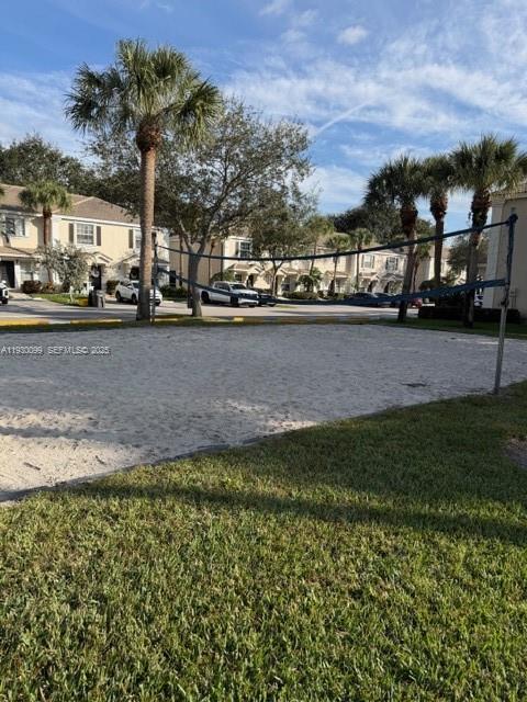 PALMBROOKE TOWNHOMES - Residential Lease