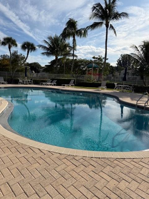 PALMBROOKE TOWNHOMES - Residential Lease