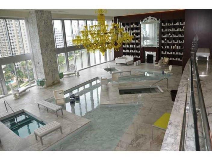 ICONBRICKELL CONDO NO 1 - Residential