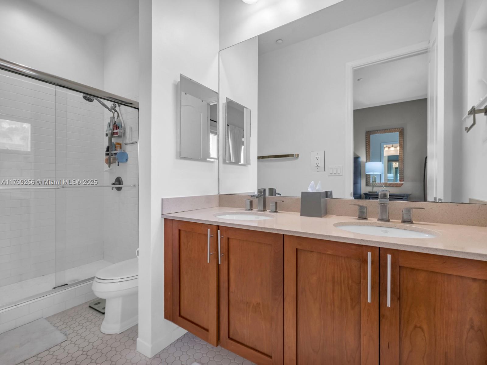 VILLAGE AT SAILBOAT BEND - Residential Lease