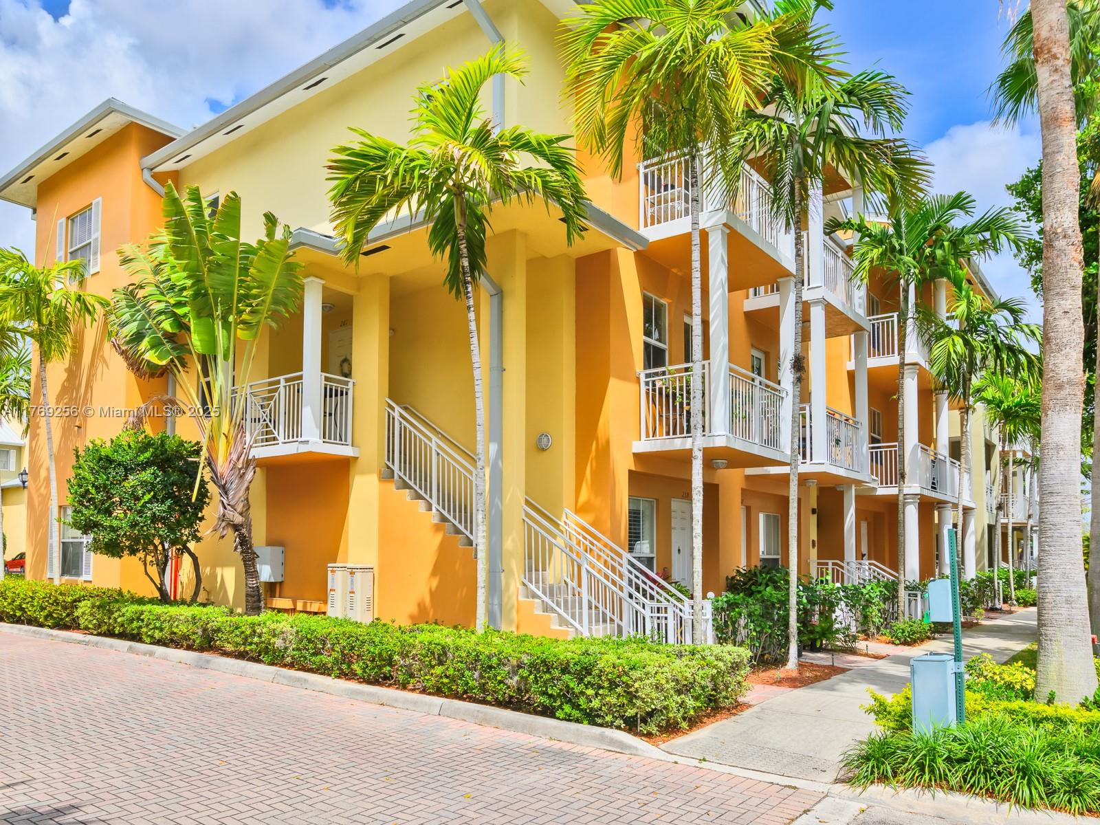 VILLAGE AT SAILBOAT BEND - Residential Lease