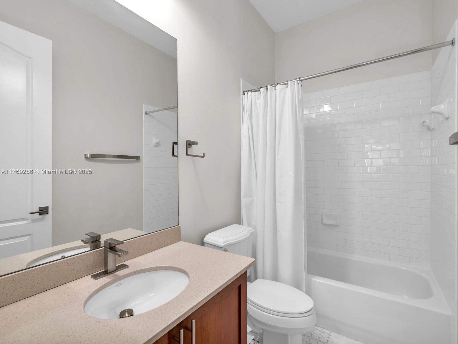 VILLAGE AT SAILBOAT BEND - Residential Lease