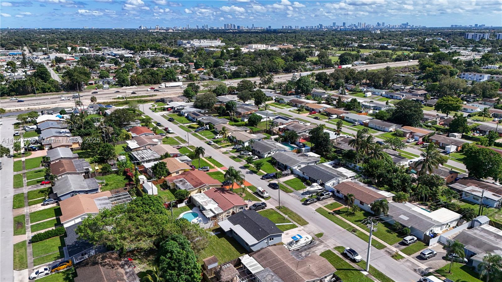 DRIFTWOOD PLAZA NO 3 - Residential