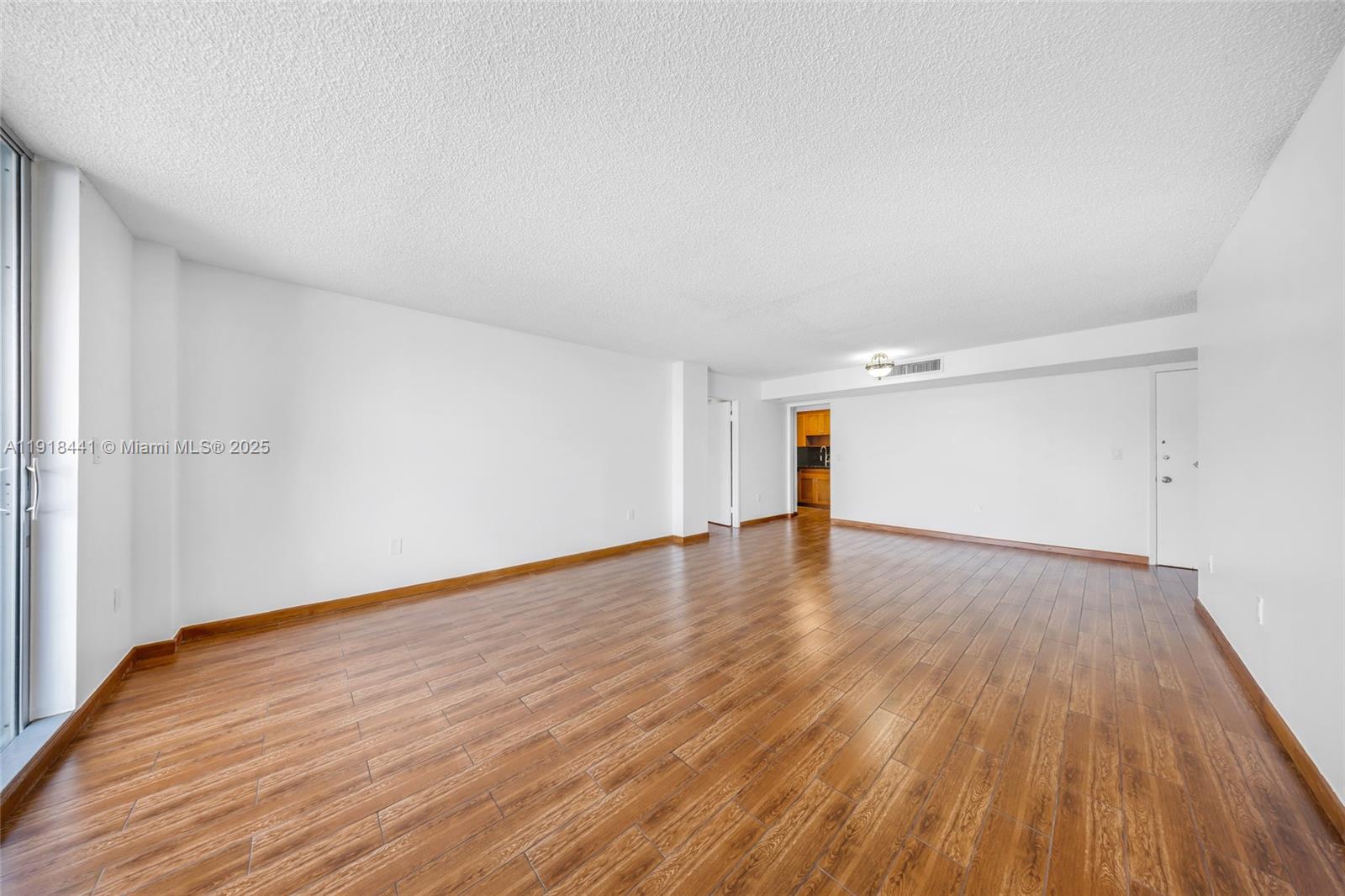 Stratford House Condo - Residential Lease