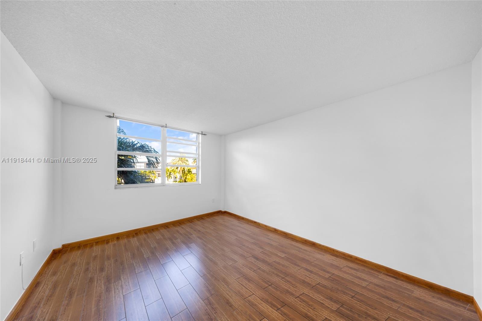 Stratford House Condo - Residential Lease