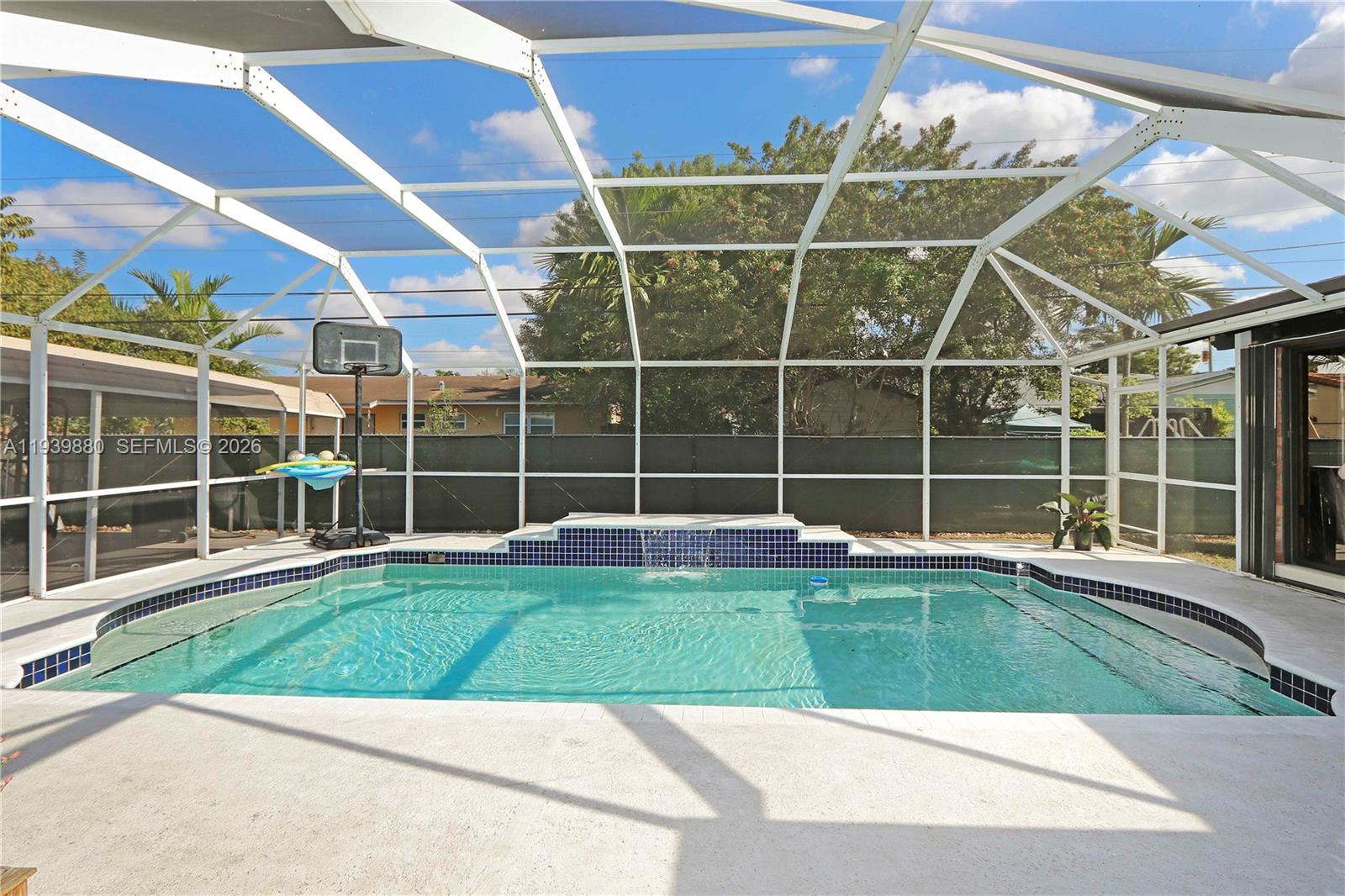 SOUTHERN ESTS 7TH ADDN SE - Residential