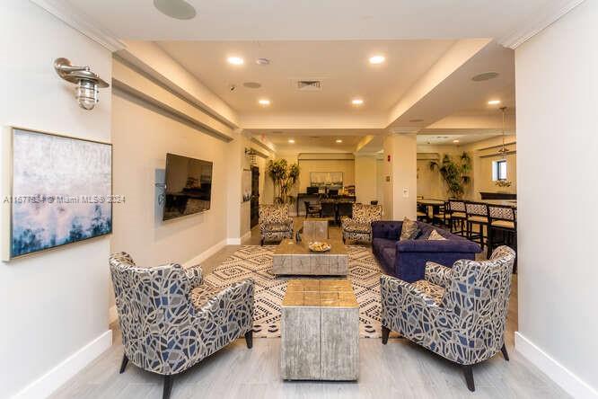 THE WAVE CONDO - Residential Lease