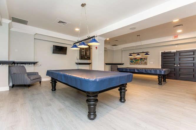 THE WAVE CONDO - Residential Lease