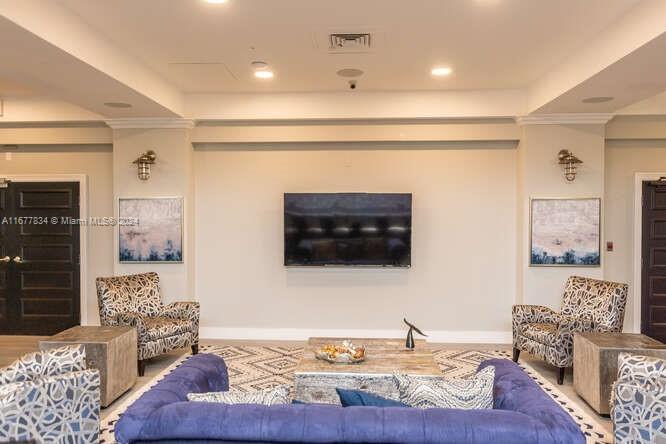 THE WAVE CONDO - Residential Lease