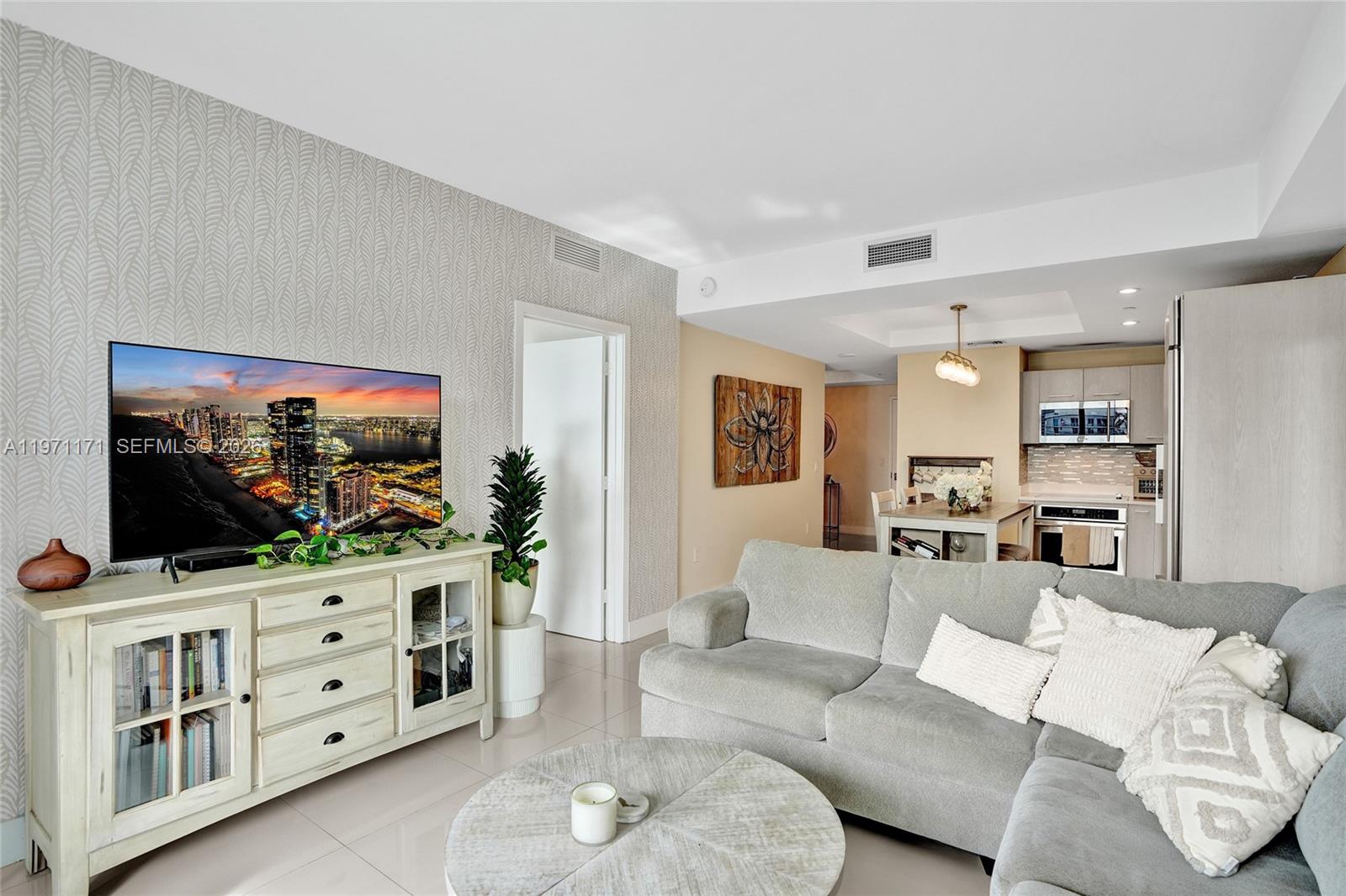 BRICKELL HEIGHTS EAST CON - Residential