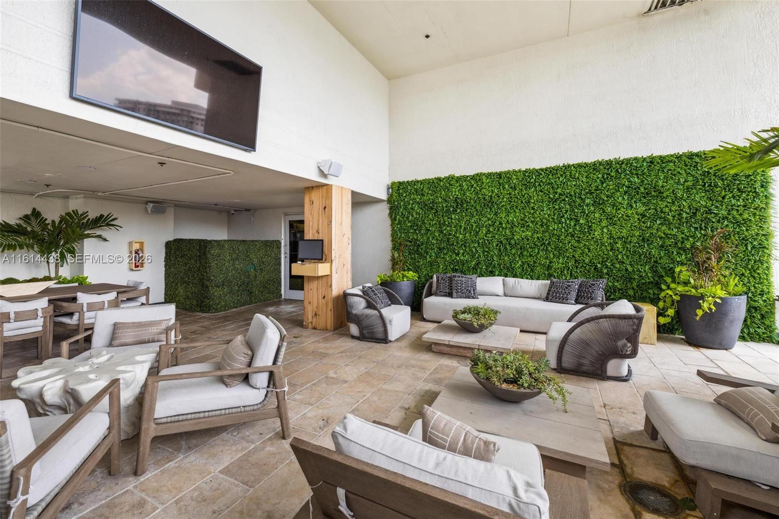 BEACH CLUB TWO - Residential