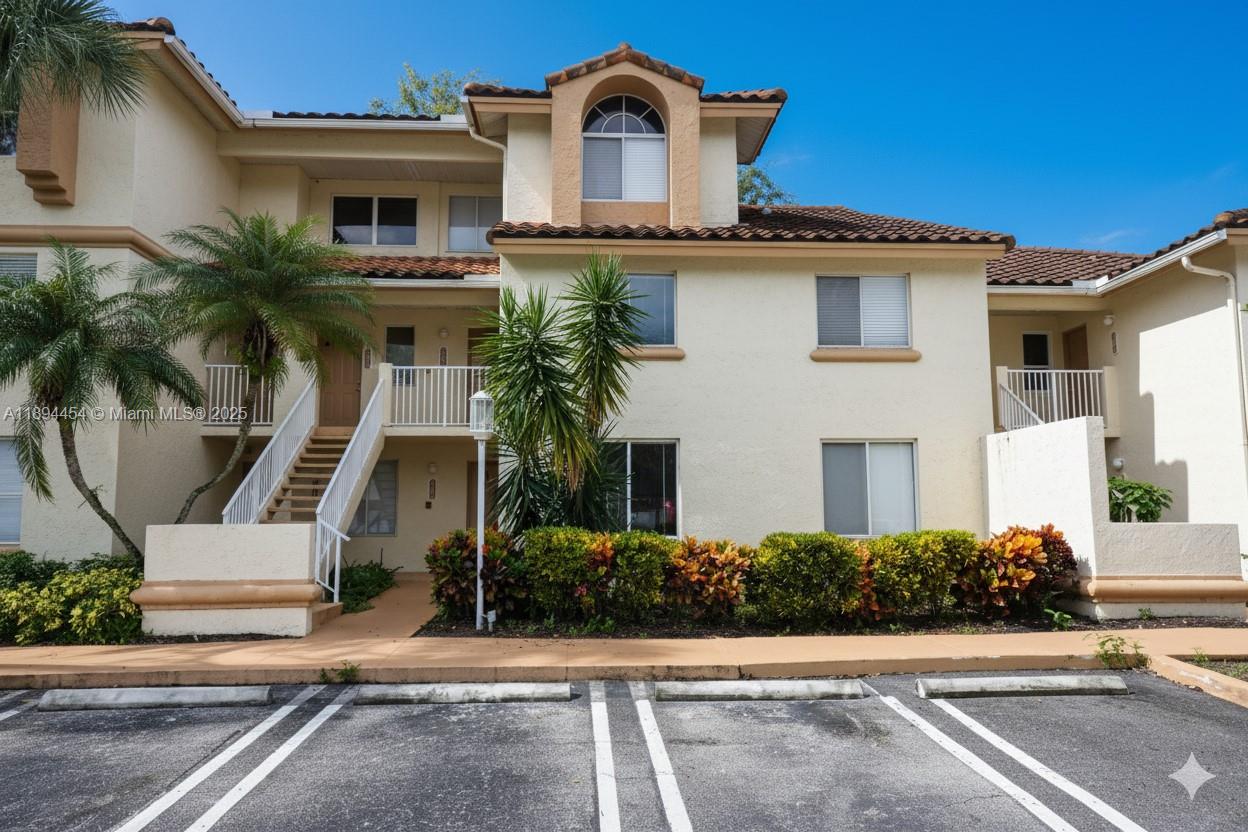 STERLING VILLAGES OF PALM - Residential Lease
