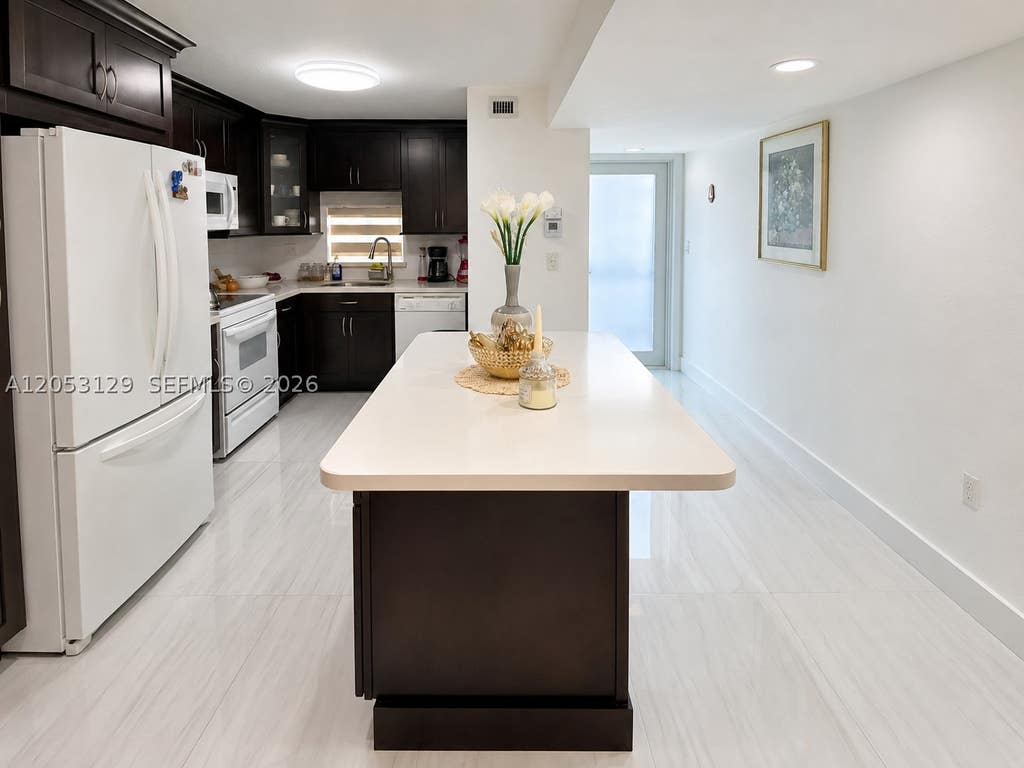 Photo of 8990 S Hollybrook Blvd #210, Pembroke Pines, FL 33025 (MLS # A12053129)