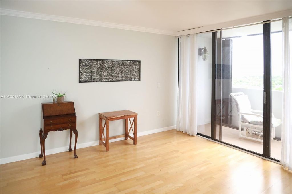 Photo of 5600 N Flagler Dr #1402, West Palm Beach, FL 33407 (MLS # A11855178)