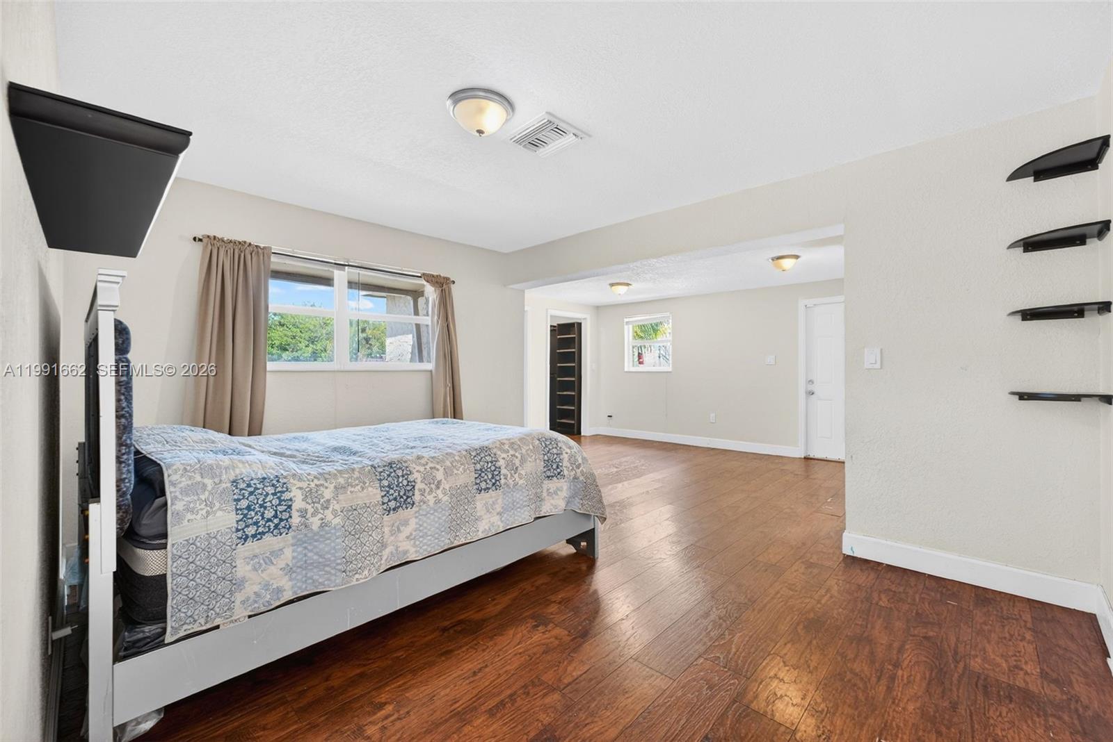 FOREST PARK - Residential