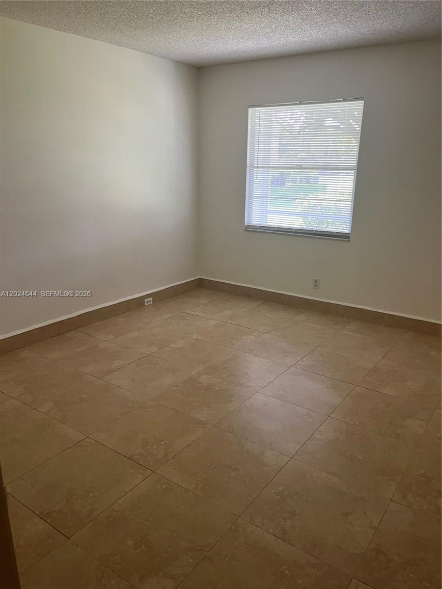 NEW HAMPTON AT CENTURY VI - Residential Lease