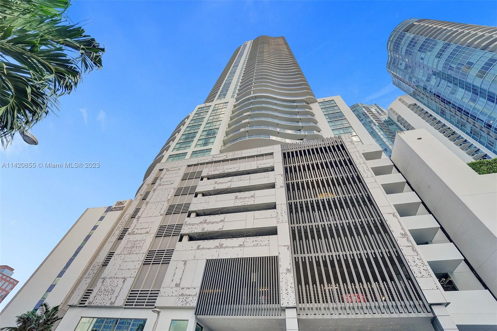 100 LAS OLAS CONDO - Residential