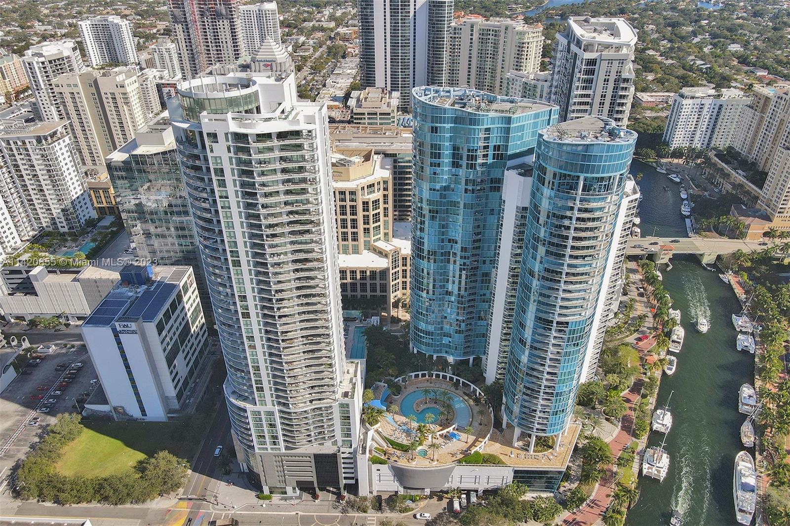 100 LAS OLAS CONDO - Residential
