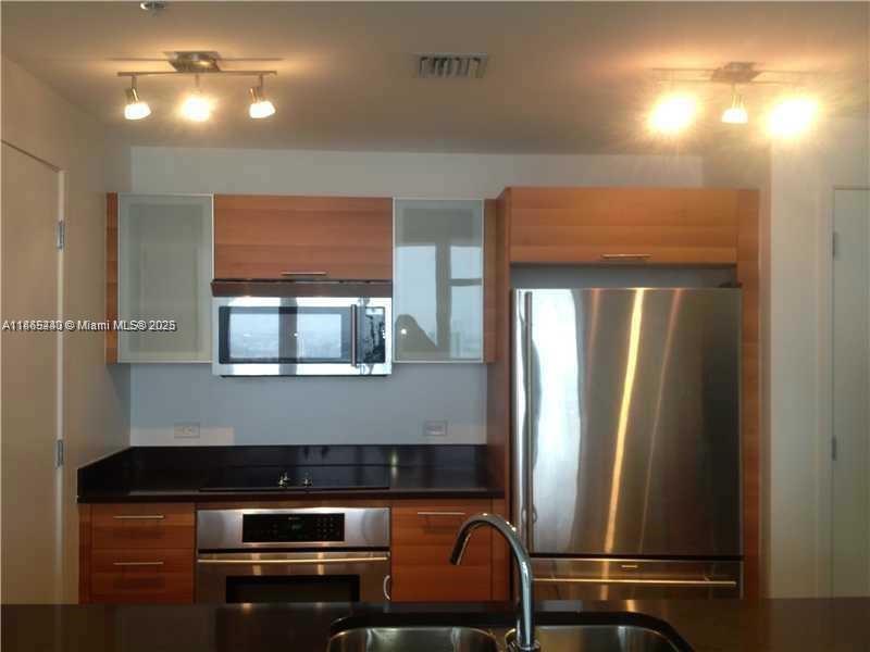 FOUR MIDTOWN MIAMI CONDO - Residential