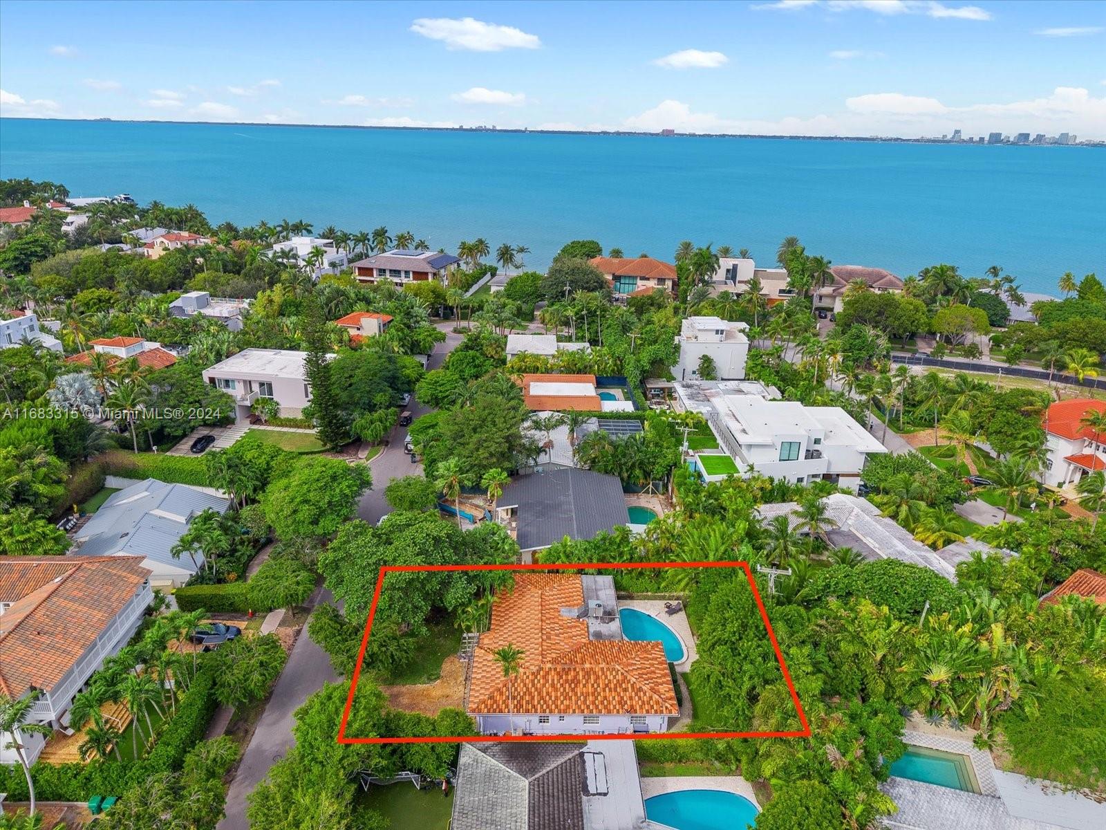 TROPICAL ISLE HOMES SUB 4 - Residential