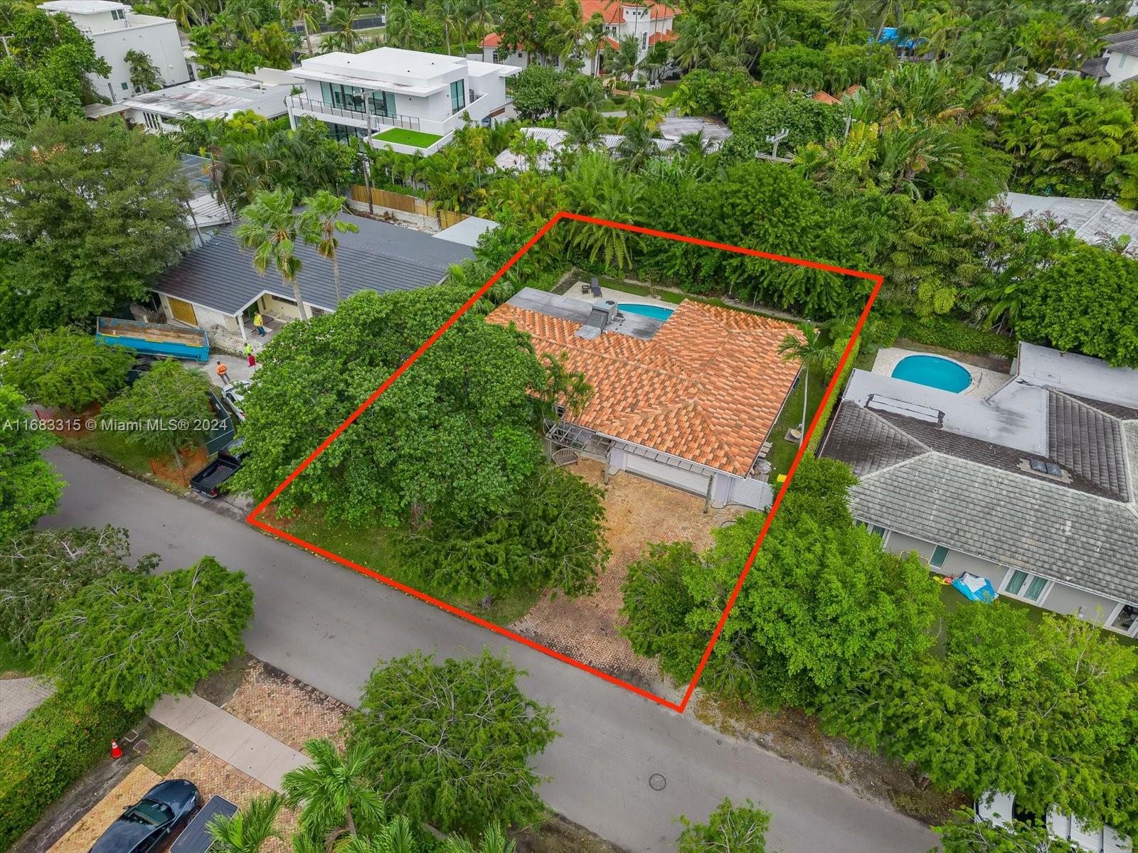 TROPICAL ISLE HOMES SUB 4 - Residential