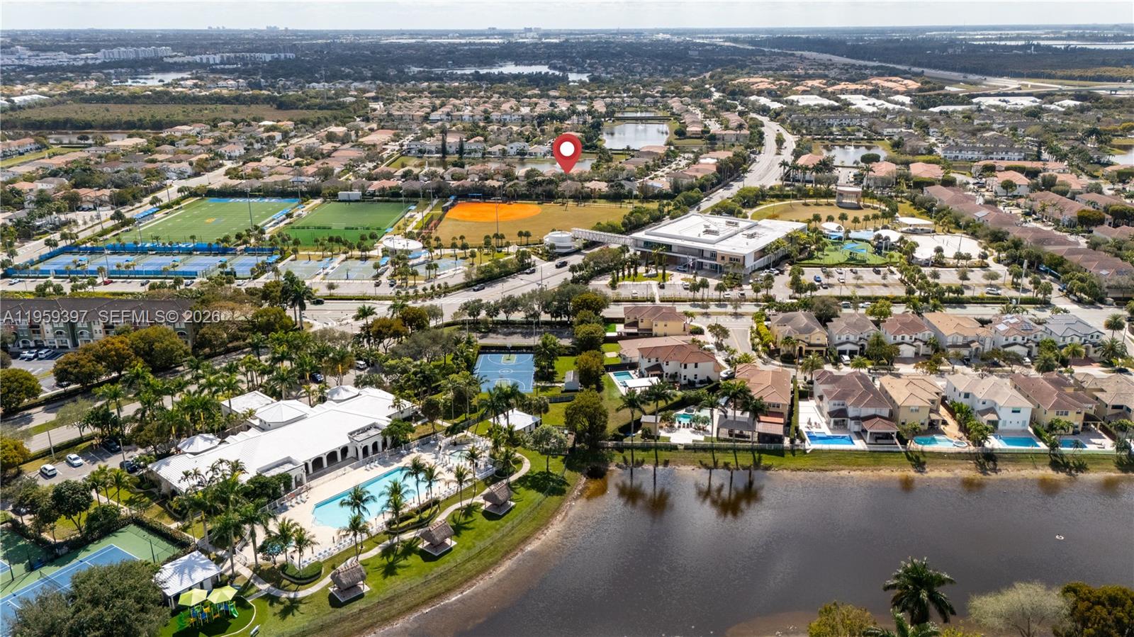 DORAL ISLES NORTH SEC ONE - Residential