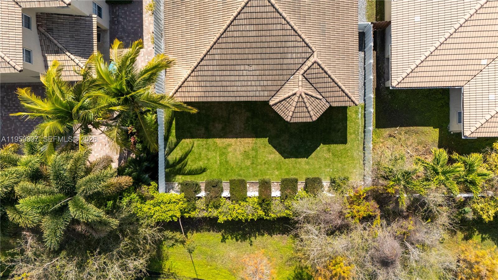 DORAL ISLES NORTH SEC ONE - Residential